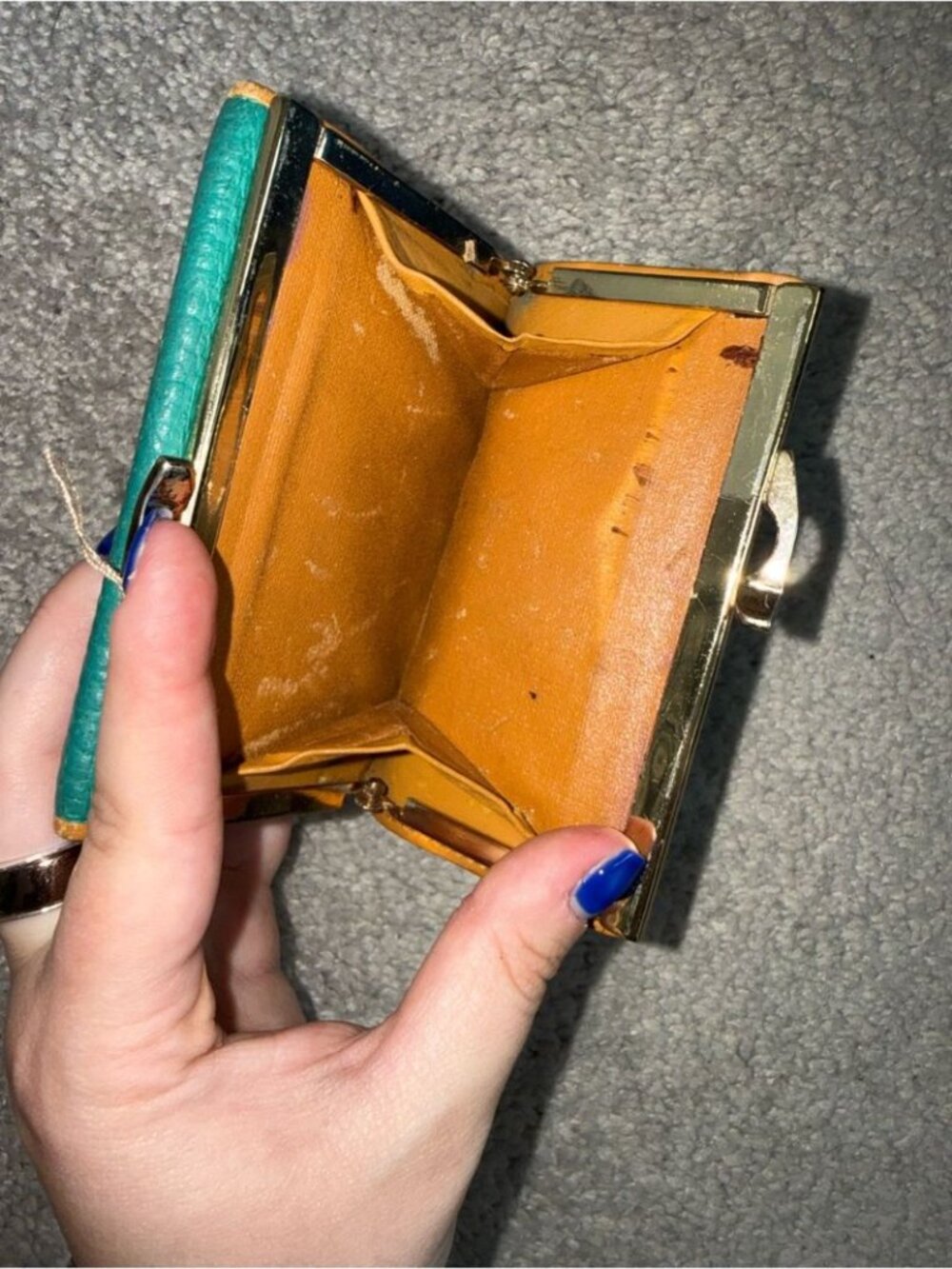 Dior Vintage Green Pebbled Leather Wallet with Tan Trim - Picture 9 of 9